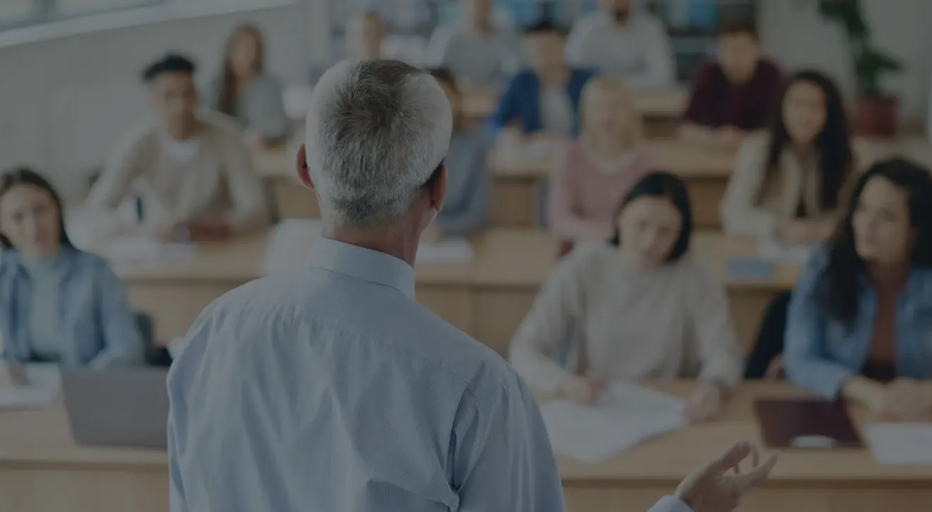 Lee más sobre el artículo CONVOCATORIA N° 20/2025 : DOCENTES (Sede Santa Cruz) – PREGRADO